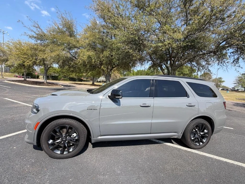 2023 Dodge Durango 3rd Gen - Image 2 of 31