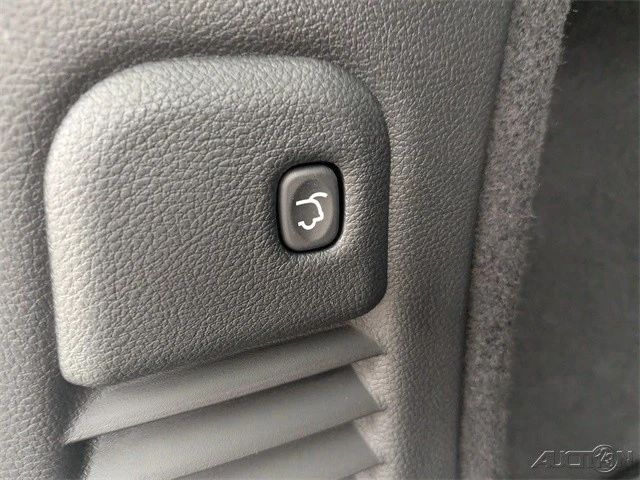 2023 Dodge Durango 3rd Gen - Image 7 of 12