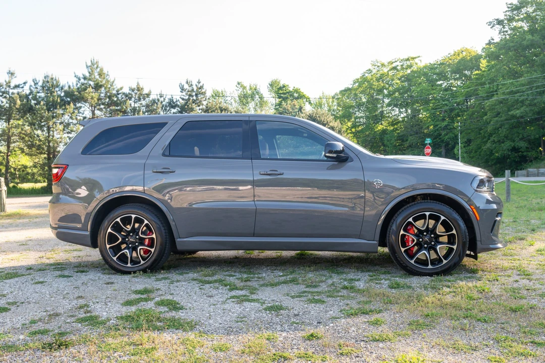 2023 Dodge Durango SRT Hellcat 3rd Gen - Image 7 of 31