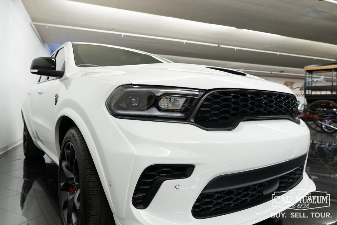 2023 Dodge Durango SRT Hellcat 3rd Gen - Image 28 of 31