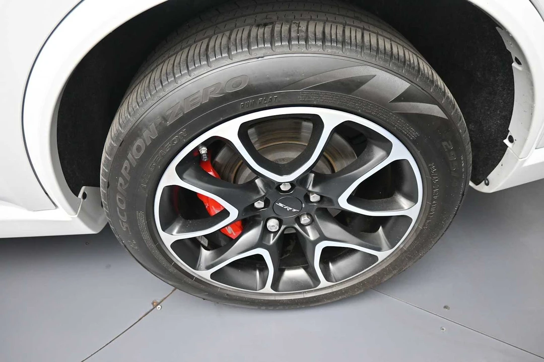 2023 Dodge Durango SRT Hellcat 3rd Gen - Image 15 of 31
