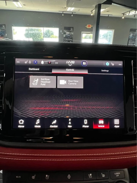 2023 Dodge Durango SRT Hellcat 3rd Gen - Image 19 of 19