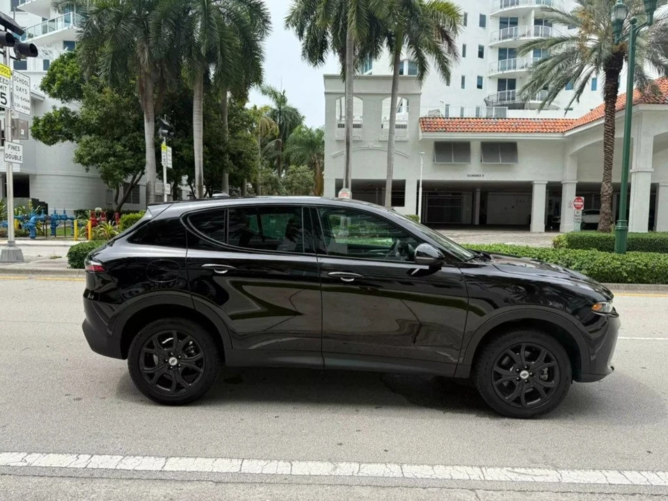2023 Dodge Hornet - Image 7 of 12