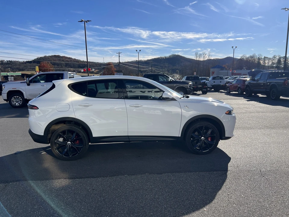 2023 Dodge Hornet - Image 4 of 12