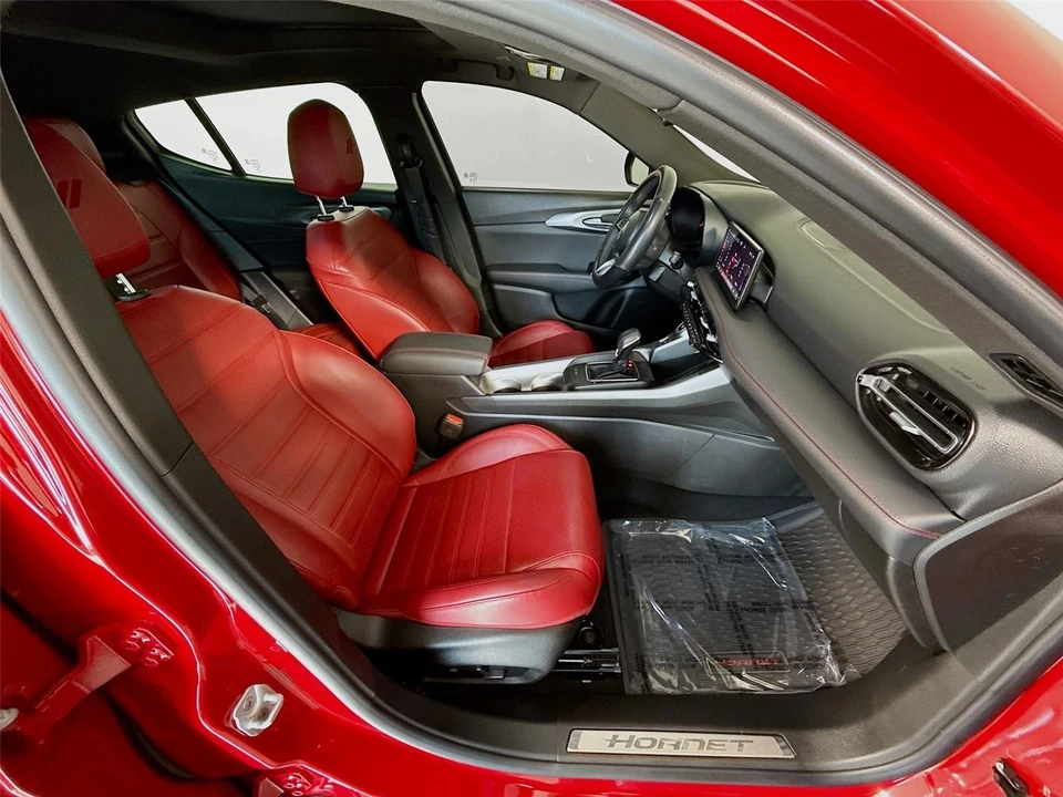 2023 Dodge Hornet - Image 26 of 31
