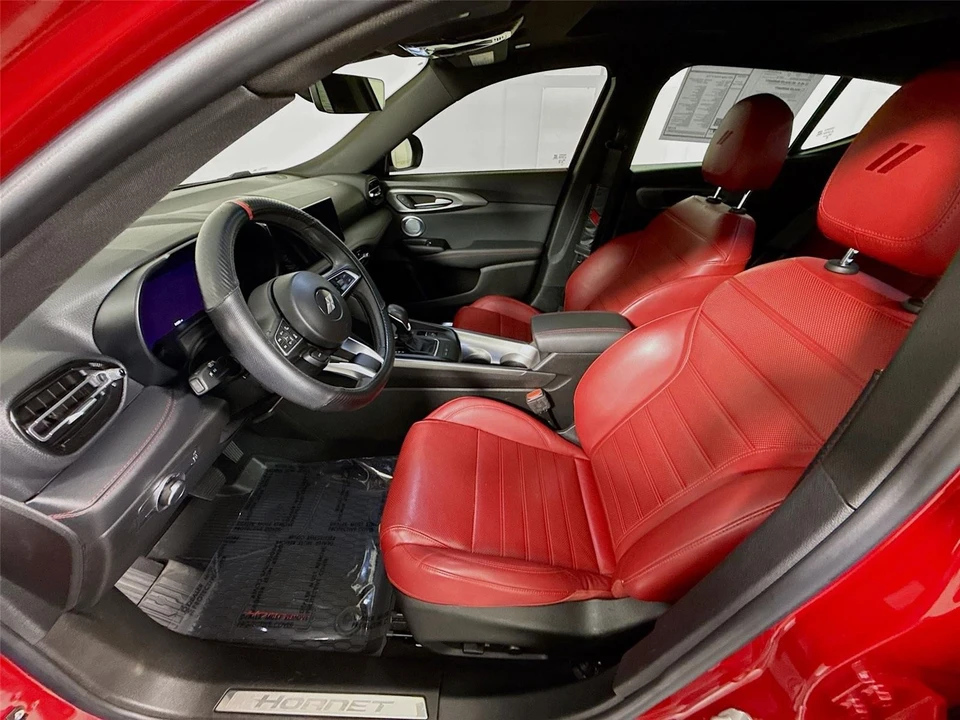 2023 Dodge Hornet - Image 2 of 31