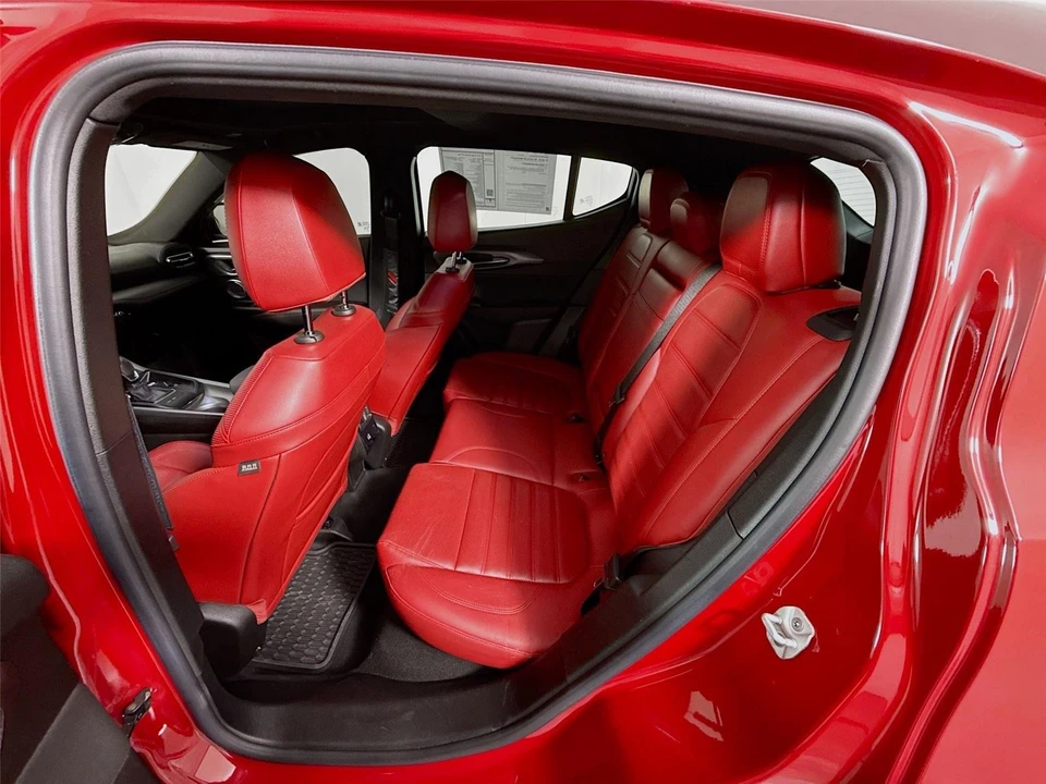 2023 Dodge Hornet - Image 21 of 31