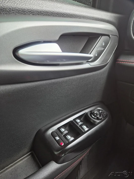 2023 Dodge Hornet - Image 7 of 21