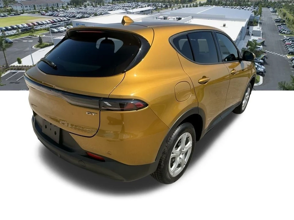 2023 Dodge Hornet - Image 5 of 12