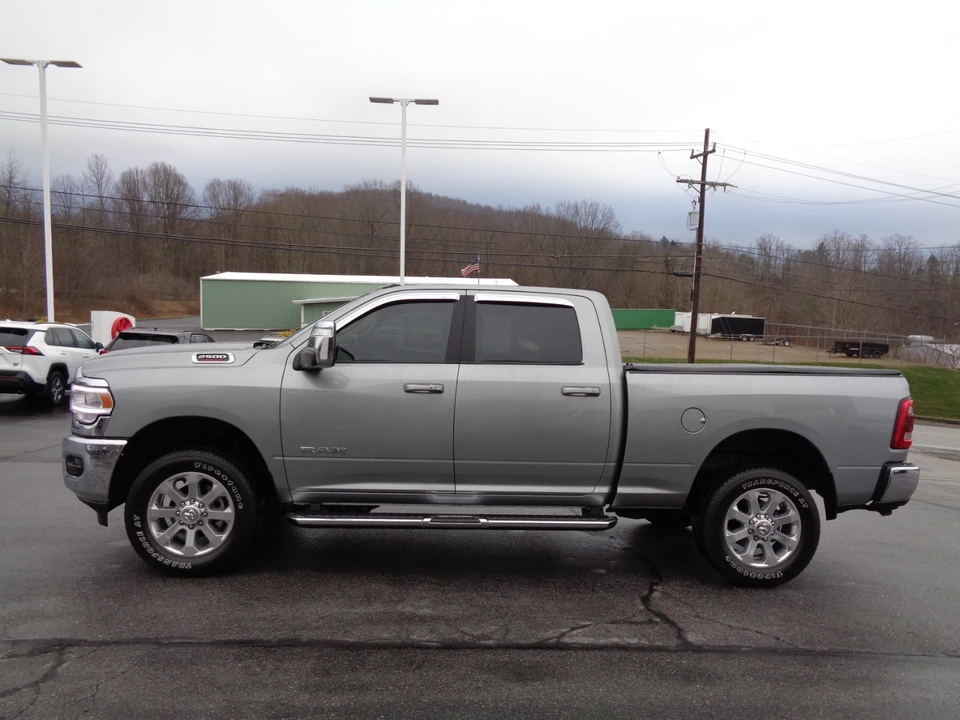 2023 Ram 2500 - Image 7 of 21