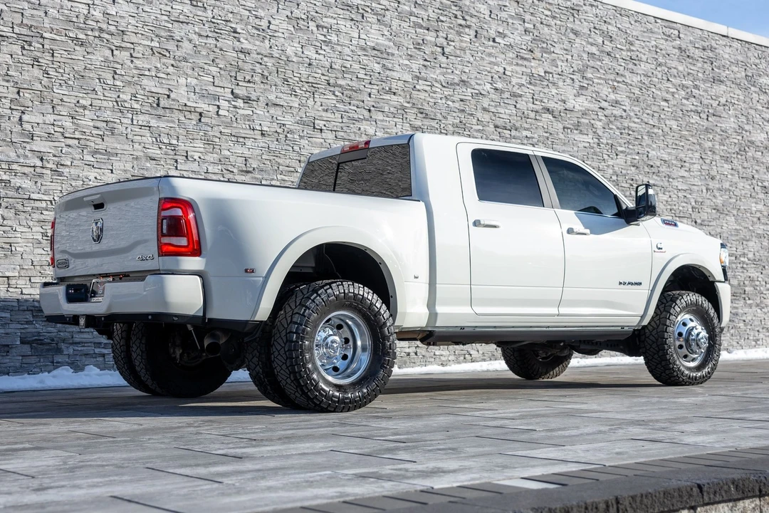 2023 Ram 3500 - Image 9 of 21