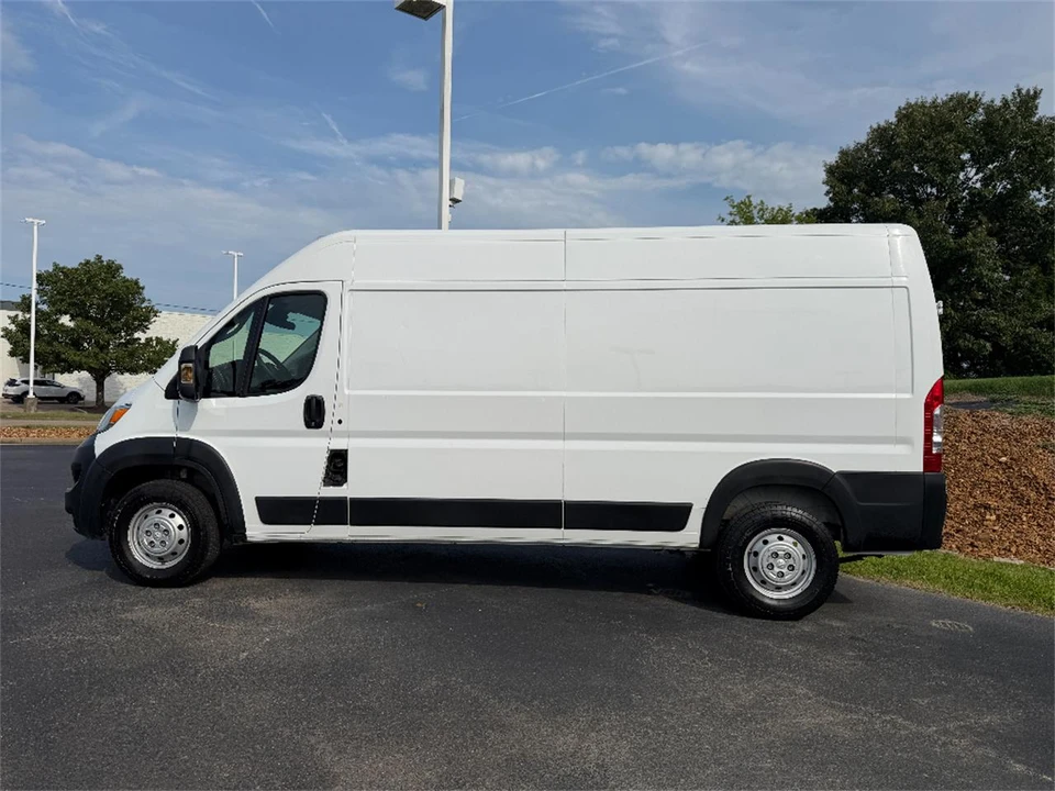 2023 Dodge Ram 4th Gen - Image 5 of 29