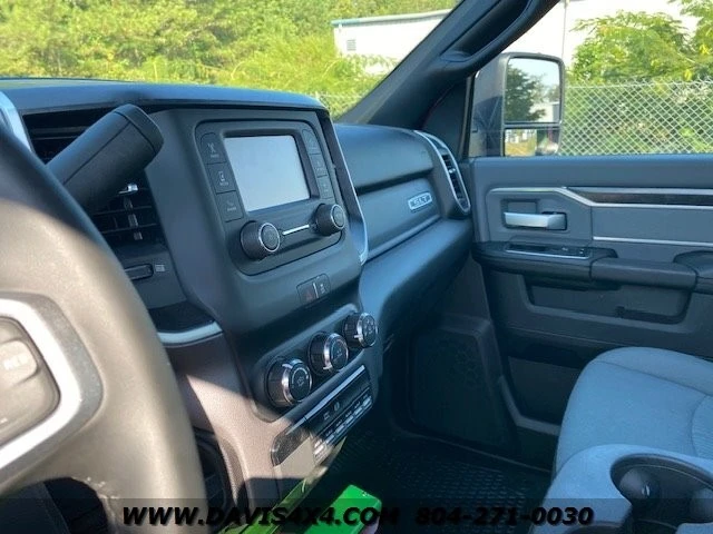 2023 Ram 4500 & 5500 - Image 16 of 21