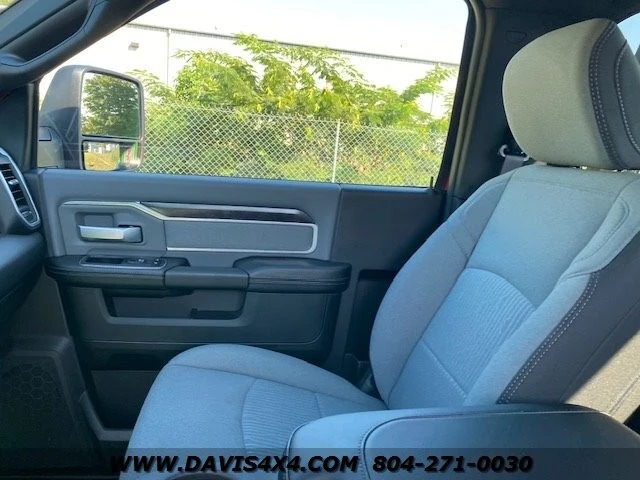 2023 Ram 4500 & 5500 - Image 17 of 21