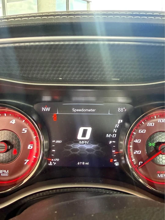 2023 Dodge Challenger SRT Hellcat 3rd Gen - Image 16 of 19