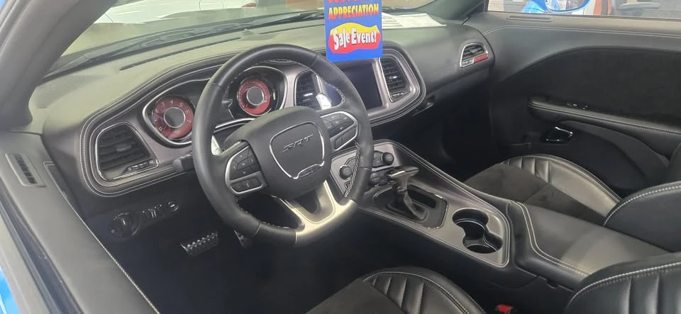 2023 Dodge Challenger SRT Hellcat 3rd Gen - Image 9 of 14
