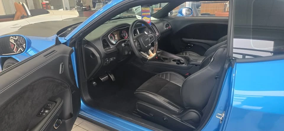 2023 Dodge Challenger SRT Hellcat 3rd Gen - Image 8 of 14