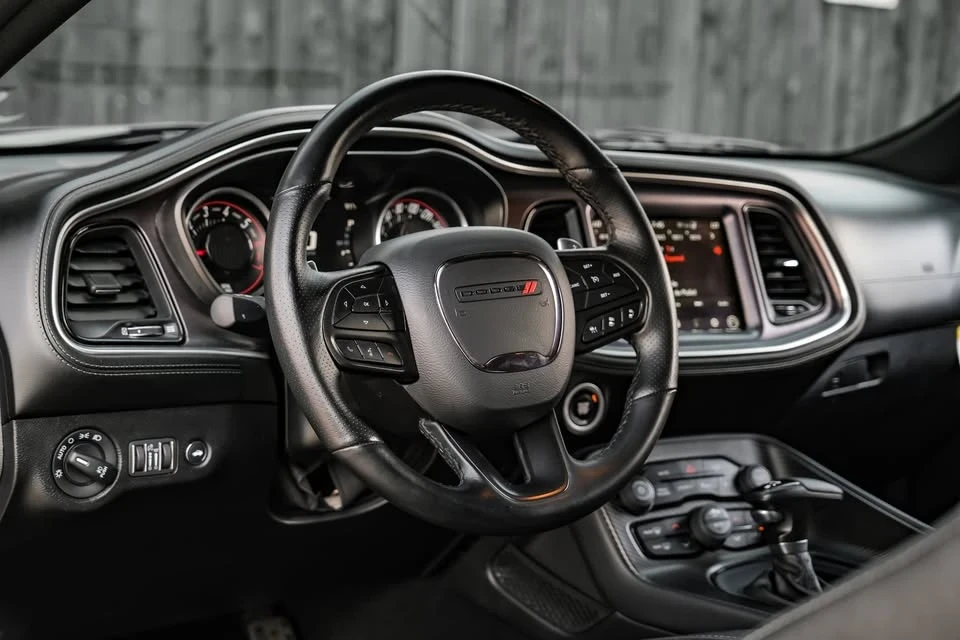 2023 Dodge Challenger 3rd Gen - Image 18 of 19
