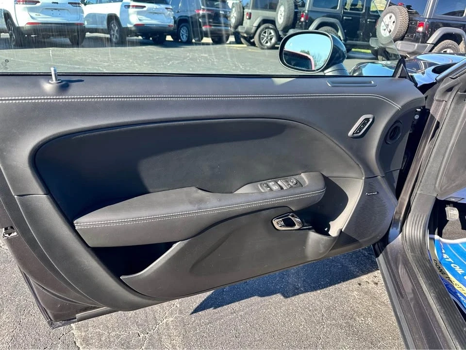 2023 Dodge Challenger SRT Hellcat 3rd Gen - Image 14 of 14