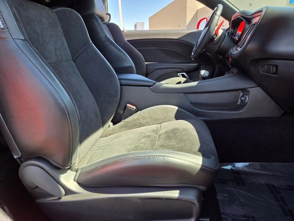 2023 Dodge Challenger 3rd Gen - Image 15 of 20