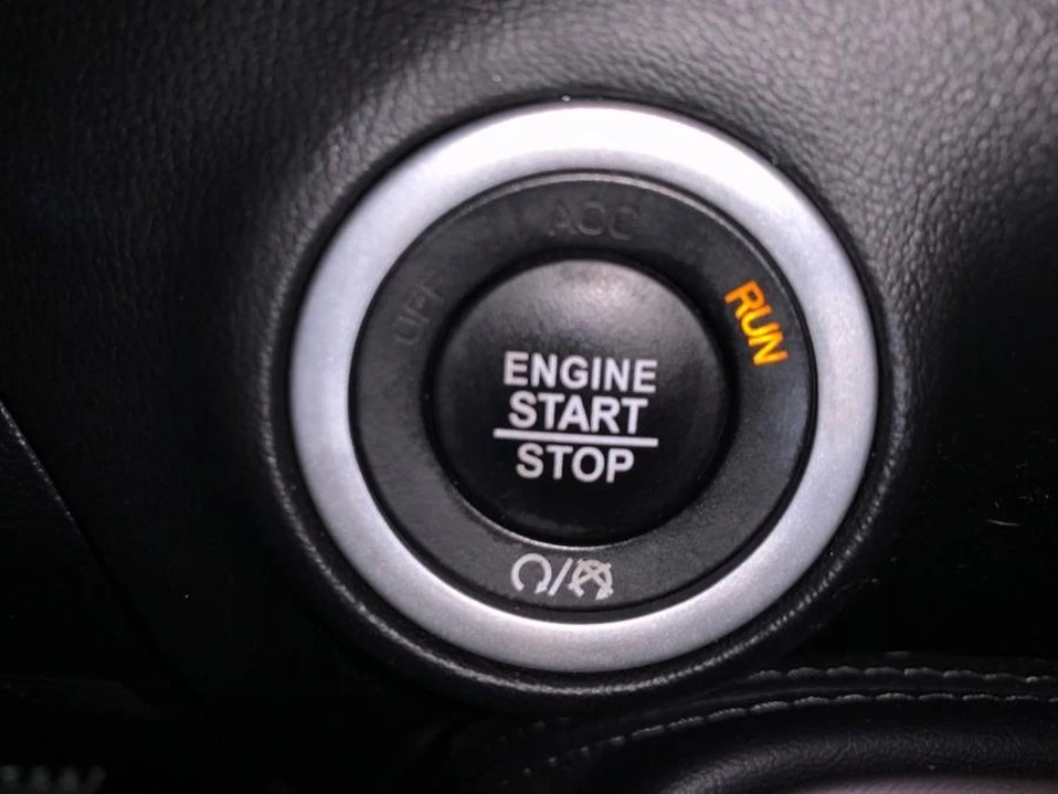 2023 Dodge Challenger 3rd Gen - Image 9 of 17