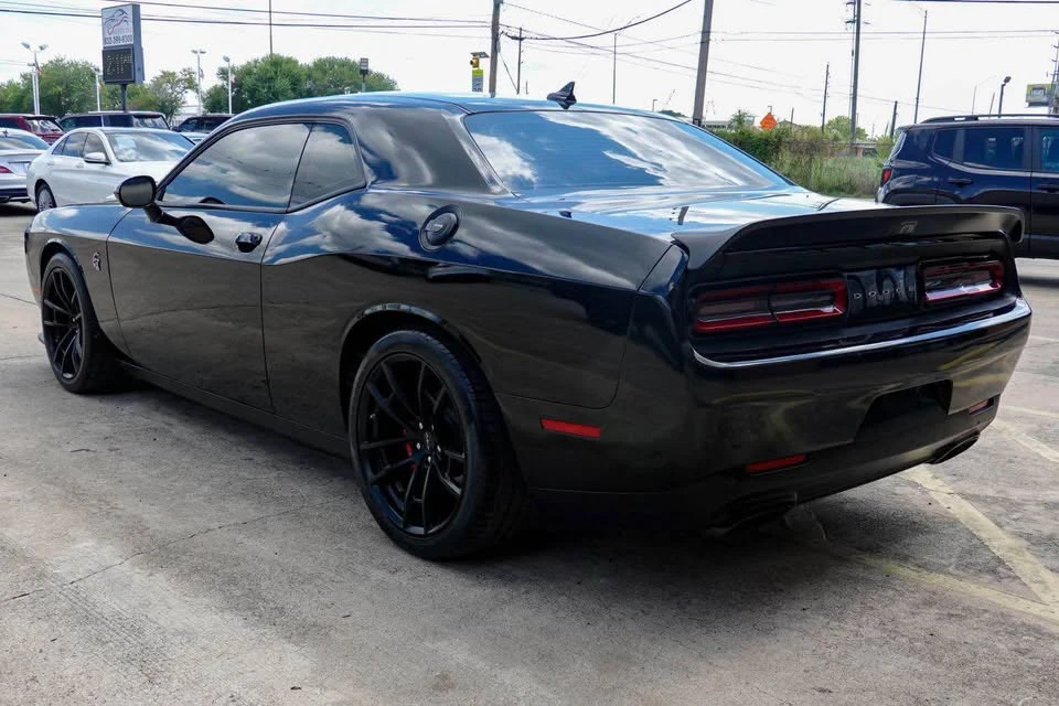 2023 Dodge Challenger 3rd Gen - Image 9 of 13