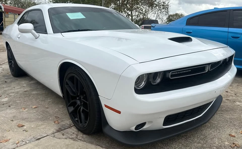 2023 Dodge Challenger 3rd Gen - Image 2 of 4