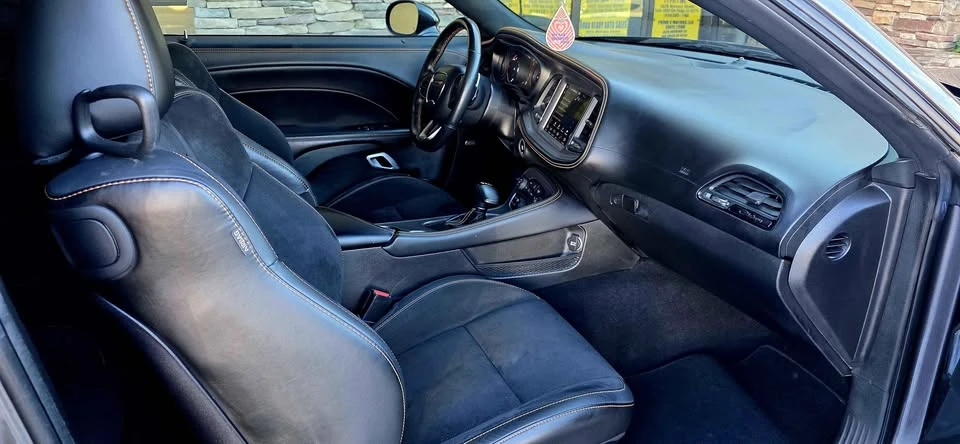 2023 Dodge Challenger 3rd Gen - Image 12 of 19