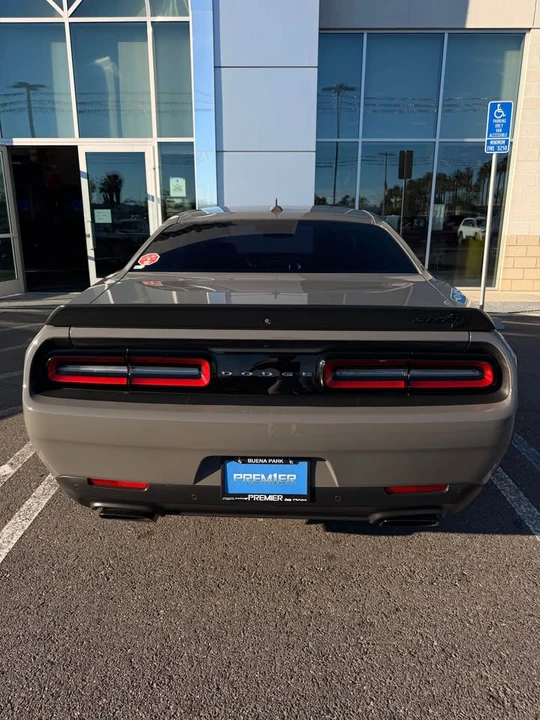 2023 Dodge Challenger SRT Hellcat 3rd Gen - Image 5 of 9
