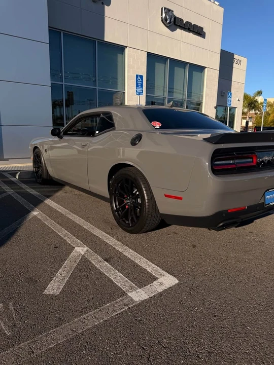 2023 Dodge Challenger SRT Hellcat 3rd Gen - Image 4 of 9