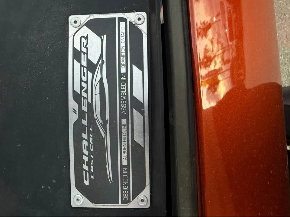 2023 Dodge Challenger SRT Hellcat 3rd Gen - Image 15 of 16