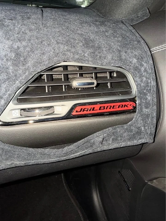 2023 Dodge Challenger SRT Hellcat 3rd Gen - Image 16 of 16