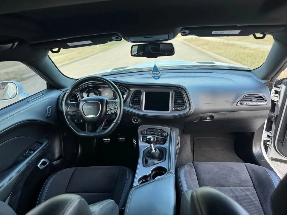 2023 Dodge Challenger 3rd Gen - Image 15 of 20