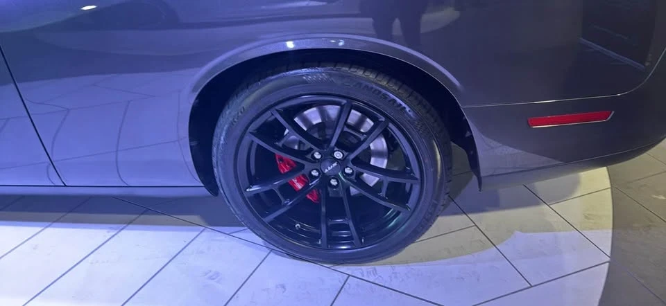 2023 Dodge Challenger SRT Hellcat 3rd Gen - Image 5 of 8
