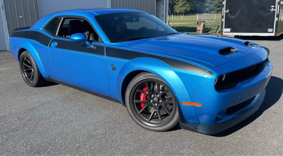 2023 Dodge Challenger SRT Hellcat 3rd Gen - Image 4 of 5