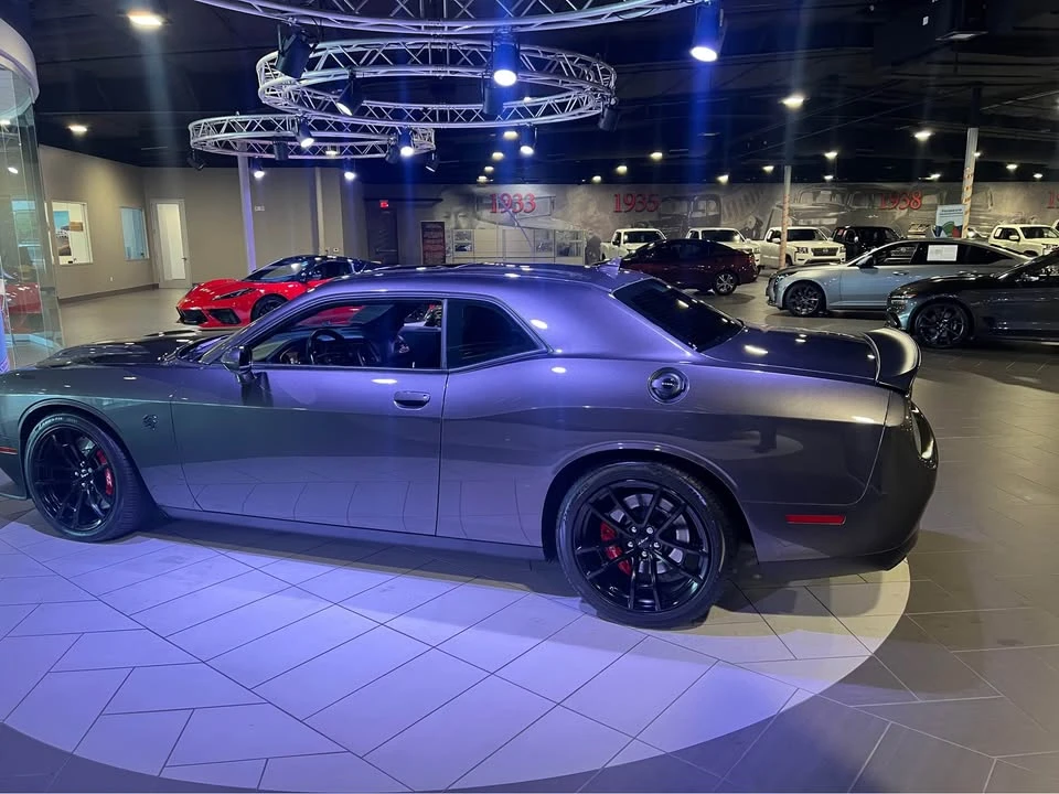 2023 Dodge Challenger SRT Hellcat 3rd Gen - Image 6 of 9