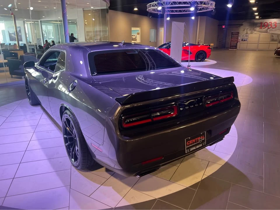 2023 Dodge Challenger SRT Hellcat 3rd Gen - Image 5 of 9