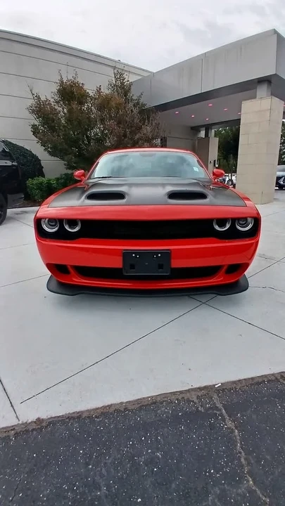 2023 Dodge Challenger SRT Hellcat 3rd Gen - Image 4 of 16