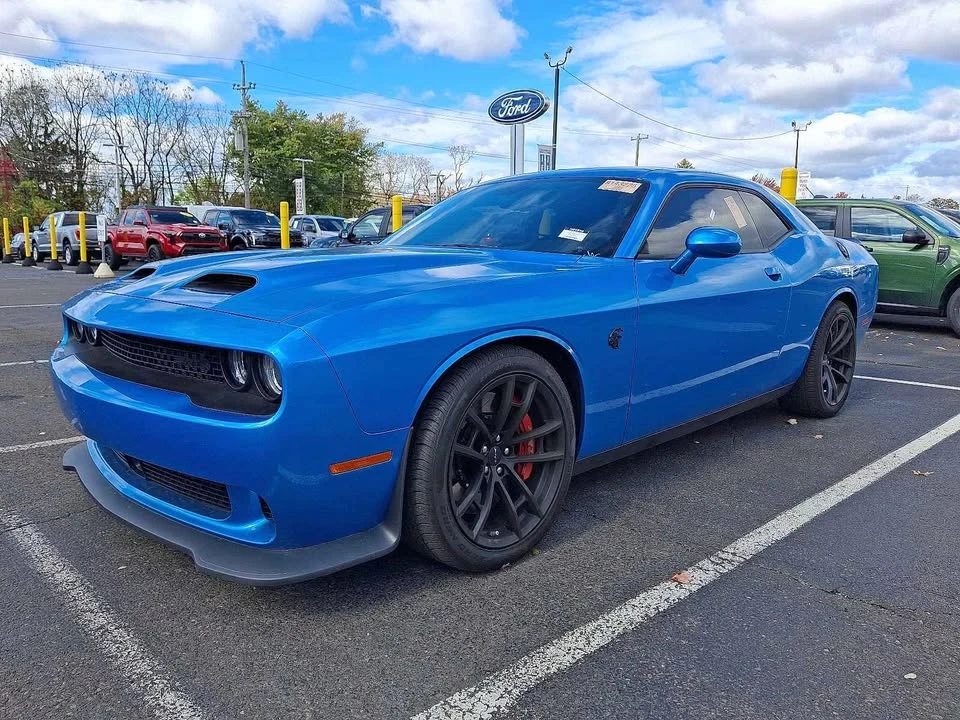 2023 Dodge Challenger SRT Hellcat 3rd Gen - Image 2 of 3