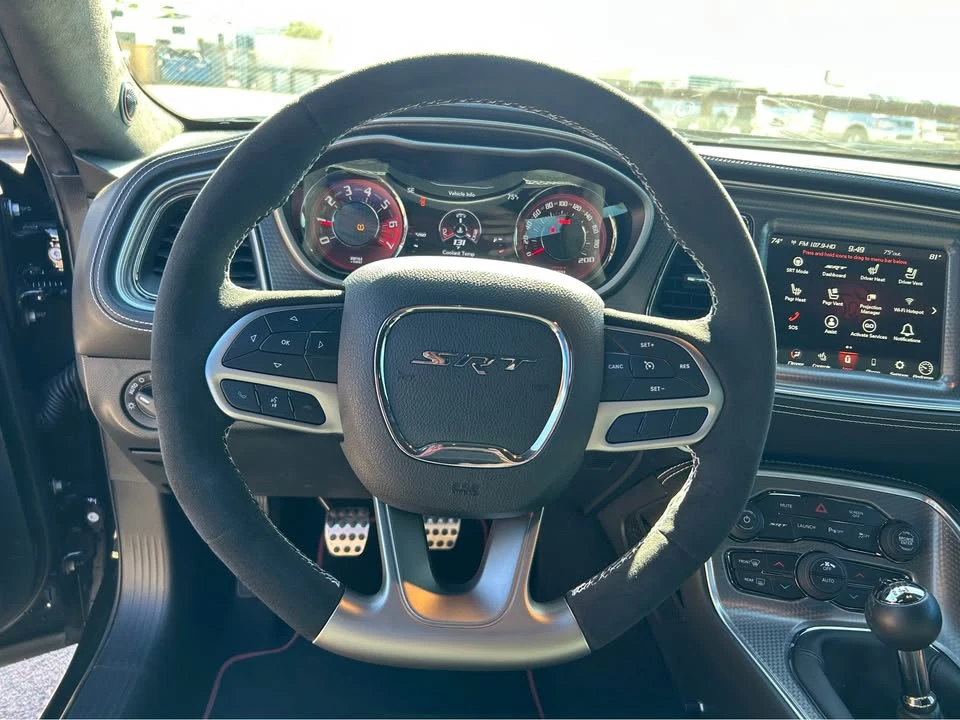 2023 Dodge Challenger SRT Hellcat 3rd Gen - Image 15 of 17