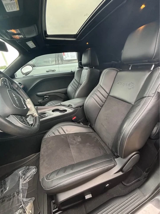 2023 Dodge Challenger SRT Hellcat 3rd Gen - Image 7 of 15