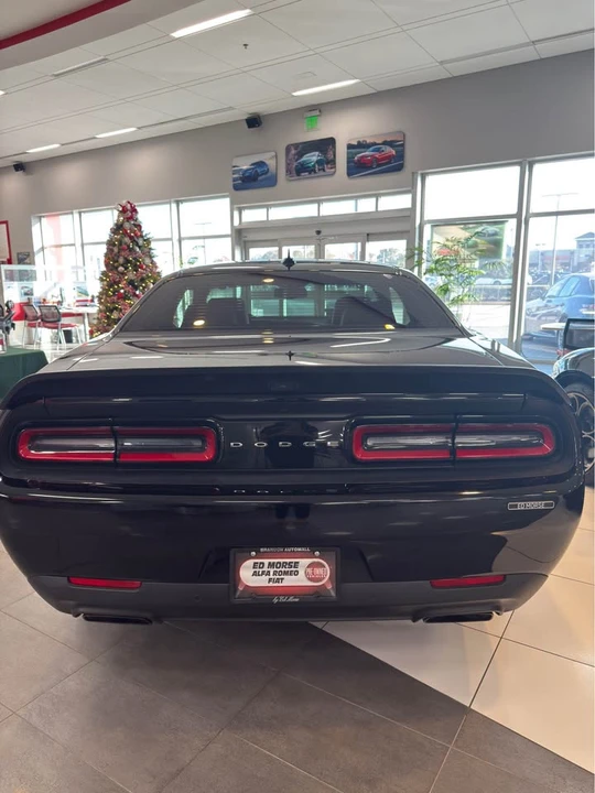 2023 Dodge Challenger SRT Hellcat 3rd Gen - Image 5 of 10