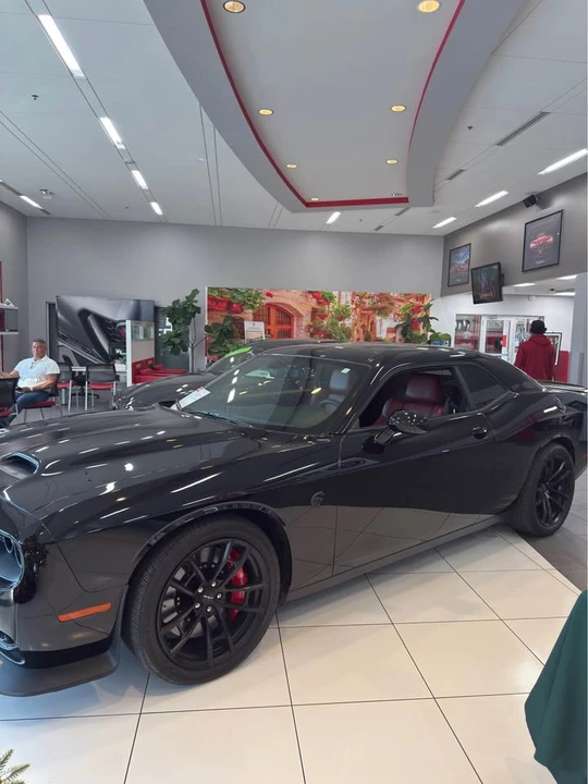 2023 Dodge Challenger SRT Hellcat 3rd Gen - Image 7 of 10