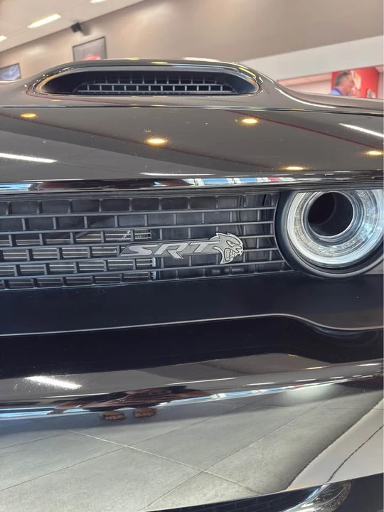 2023 Dodge Challenger SRT Hellcat 3rd Gen - Image 9 of 10