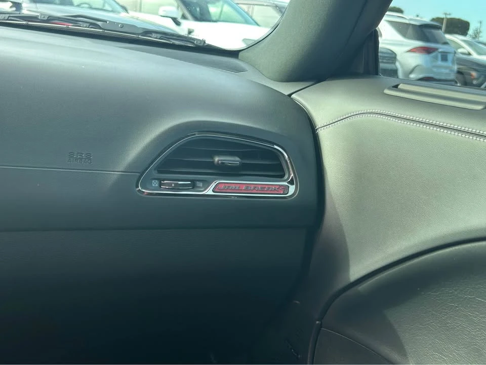 2023 Dodge Challenger SRT Hellcat 3rd Gen - Image 9 of 10