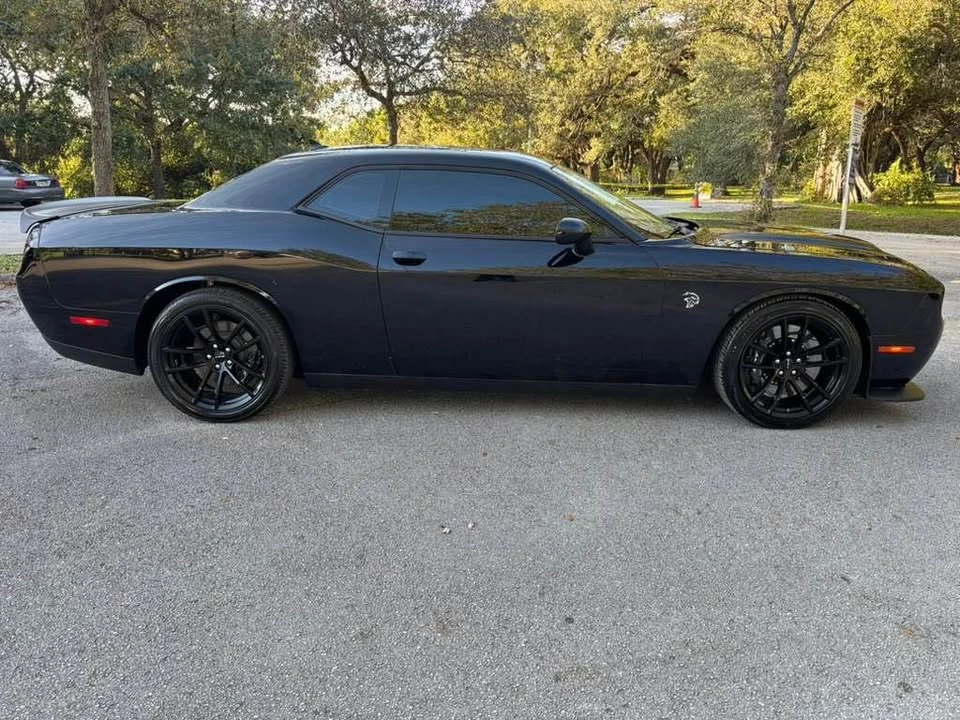 2023 Dodge Challenger SRT Hellcat 3rd Gen - Image 5 of 18