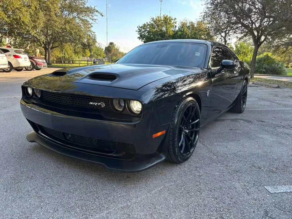 2023 Dodge Challenger SRT Hellcat 3rd Gen - Image 9 of 18