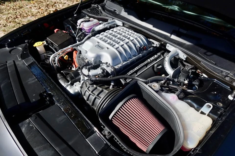 2023 Dodge Challenger SRT Hellcat 3rd Gen - Image 15 of 17