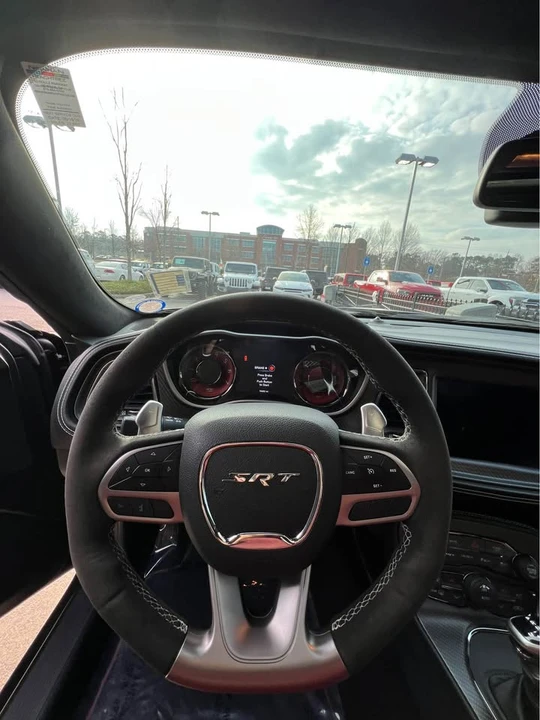 2023 Dodge Challenger SRT Hellcat 3rd Gen - Image 11 of 12