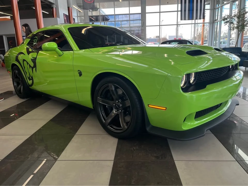 2023 Dodge Challenger SRT Hellcat 3rd Gen - Image 5 of 13